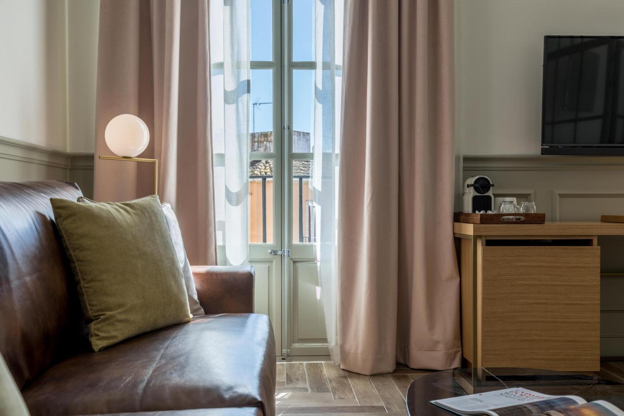 Suite med 1 soveværelse (2 voksne + 1 barn)